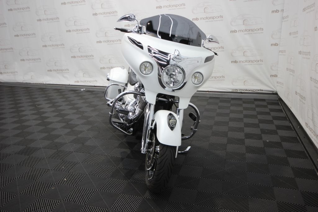 Used 2017 White Indian N17TCNAAAS image 12