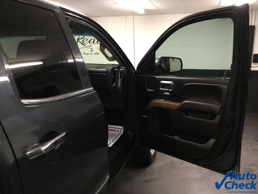 Used 2018 Gray Chevrolet LTZ image 44