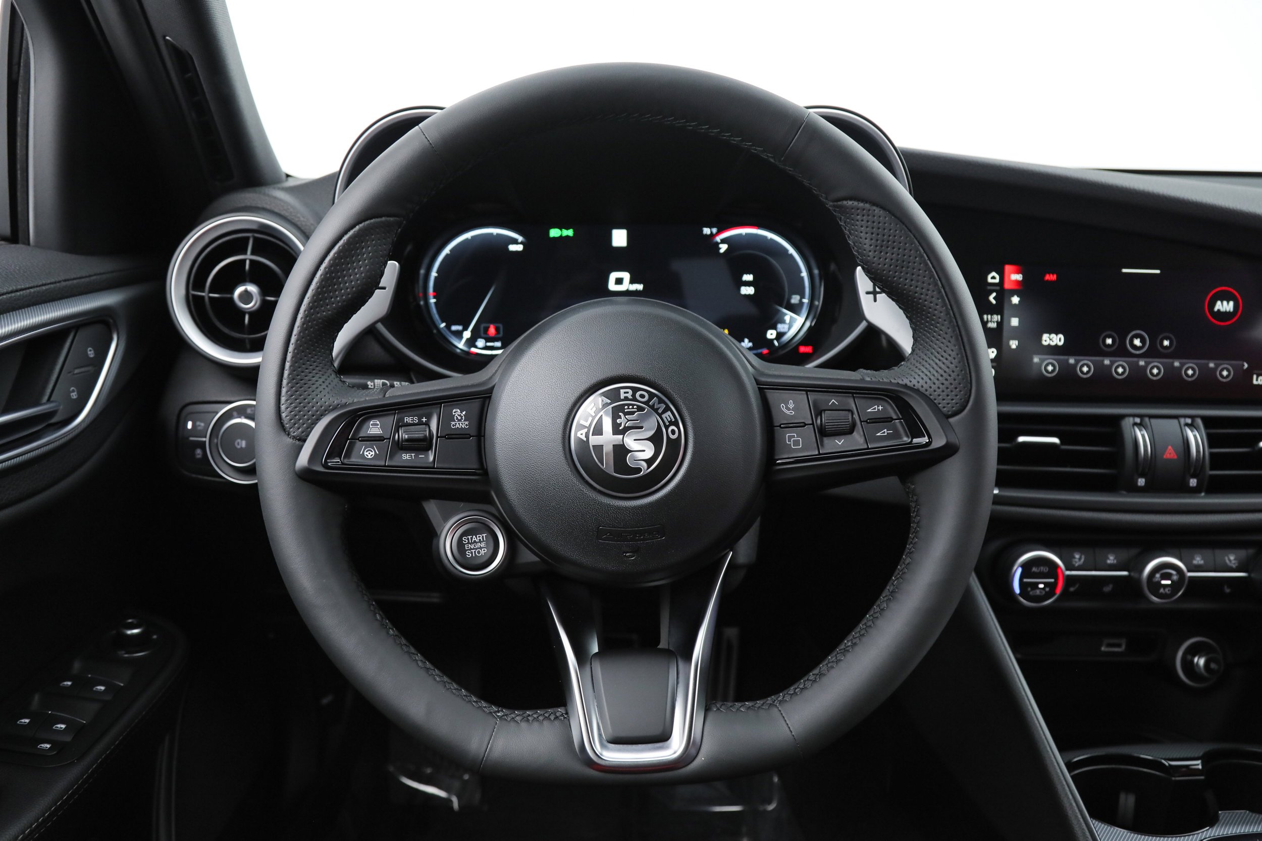 New 2026 Milano White Exterior Paint Alfa Romeo  image 18
