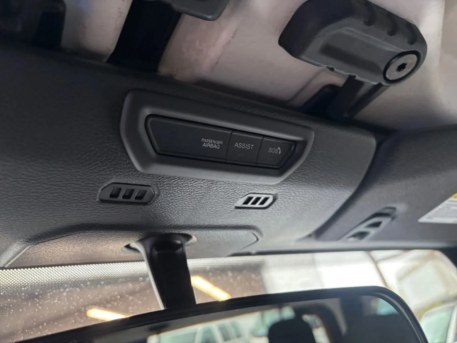 Used 2022 Black Clearcoat Jeep Sport S image 22