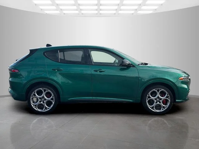 Used 2025  Alfa Romeo Special Edition Tributo Italiano image 8