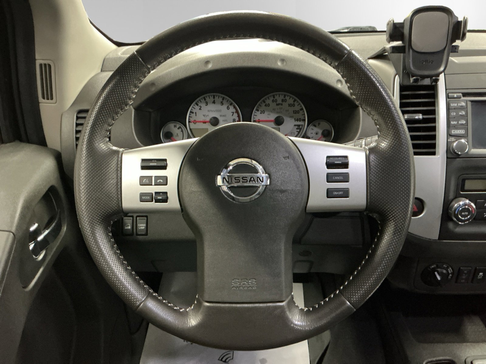 Used 2019 Glacier White Nissan PRO-4X image 12