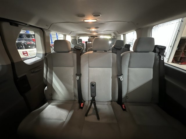 Used 2016 White Ford XLT image 31