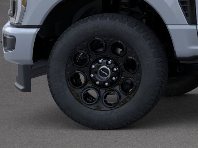 New 2026 Glacier Gray Metallic Tri-Coat Ford F-250® Lariat® image 19