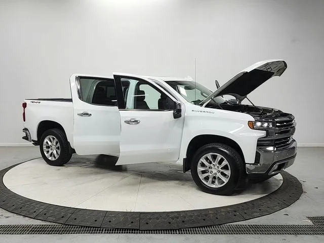 Used 2021 White Chevrolet LTZ image 9