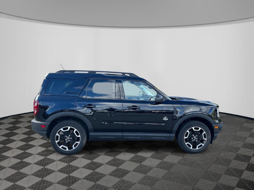 Used 2024 Black Ford Outer Banks image 6