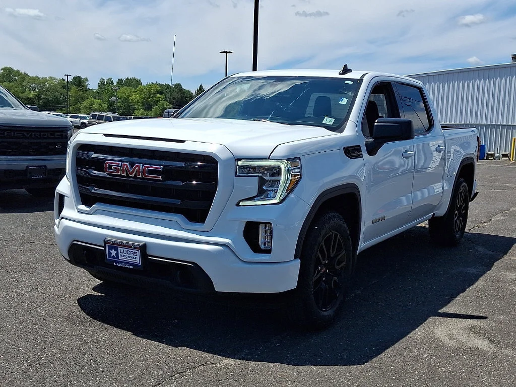 Used 2021 SUMMIT WHITE GMC Elevation image 5