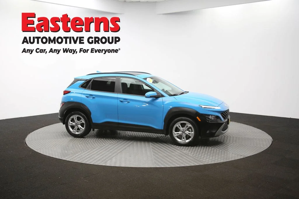 Used 2022 Teal Hyundai SEL image 45