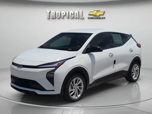 New 2027 Summit White Chevrolet LT image 1