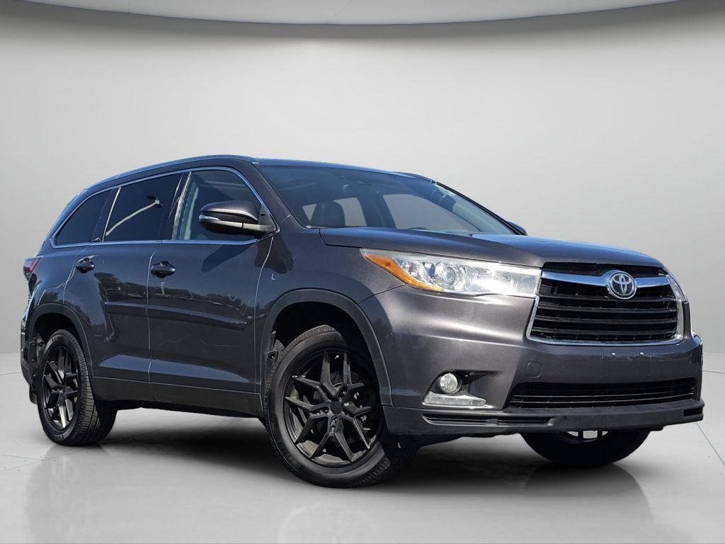 Used 2016 Predawn Gray Mica Toyota Limited Platinum V6 image 2