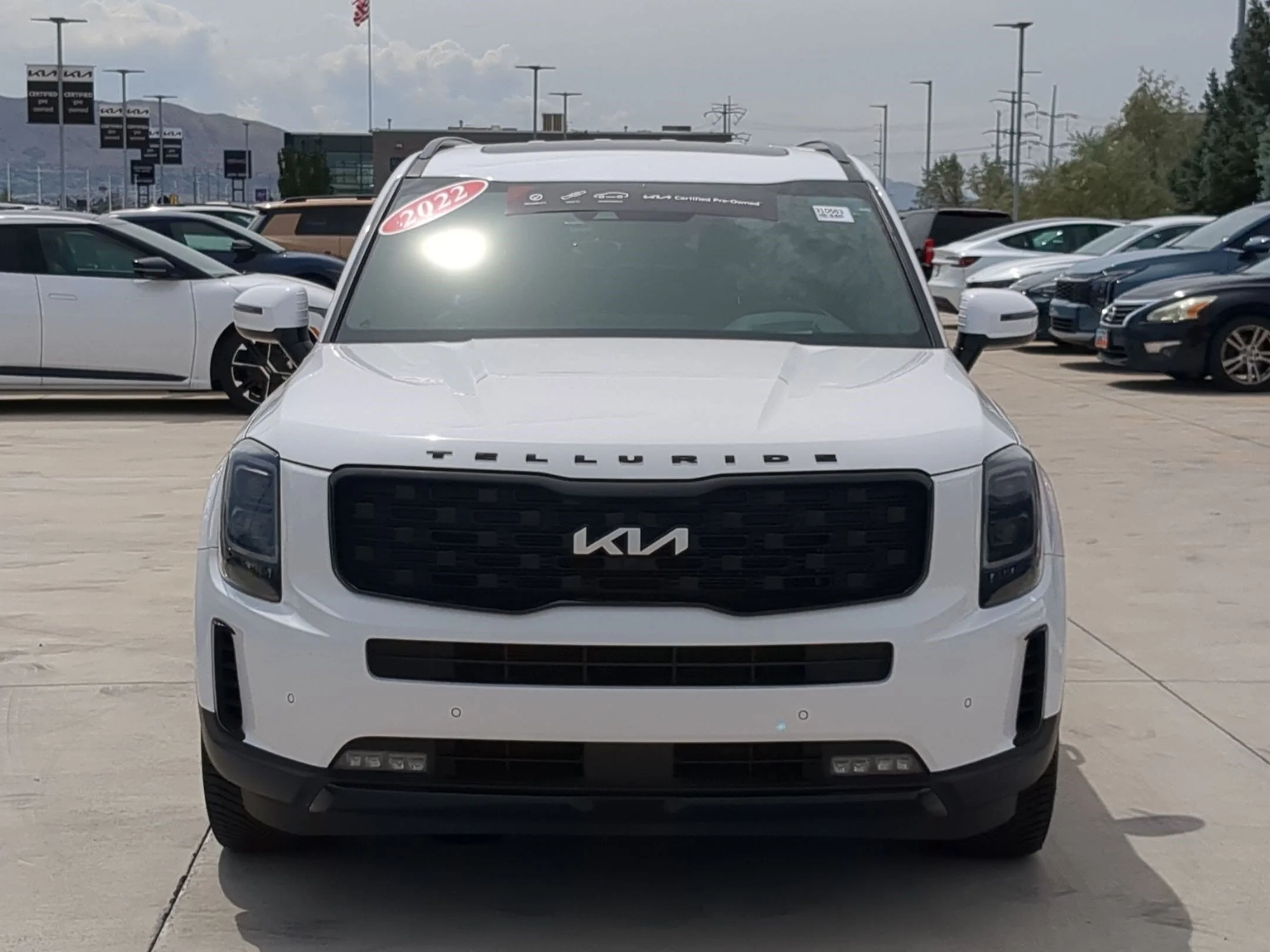 Used 2022 Glacial White Pearl Kia SX image 8