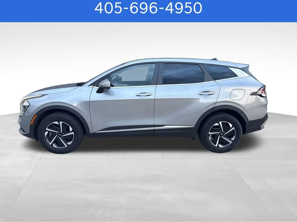 Pre-Owned 2023 Kia Sportage Hybrid LX