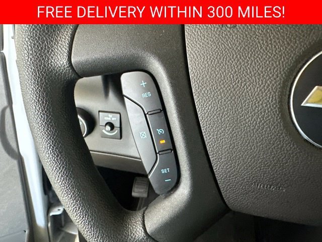 2025 Chevrolet Express Passenger LT - Photo 11