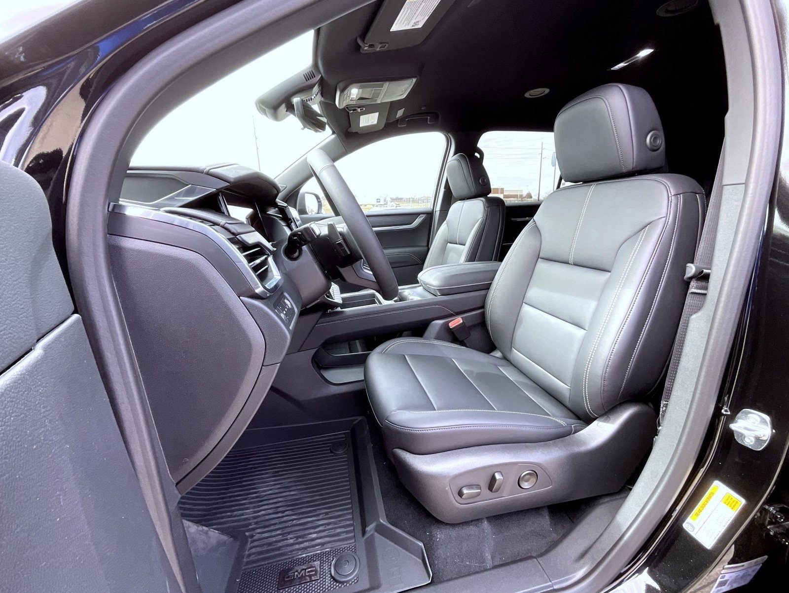 2026 GMC Acadia Elevation - Photo 10