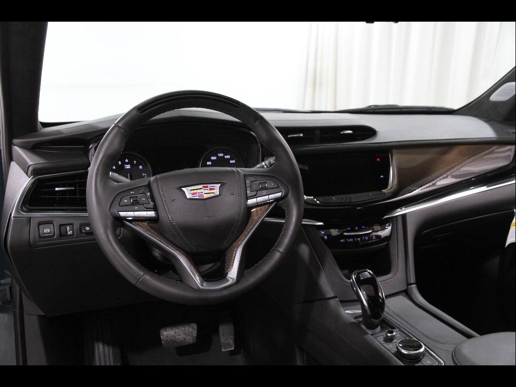 2025 Cadillac XT6 Premium Luxury - Photo 6