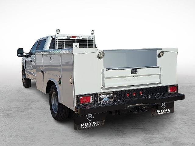2025 Ford F-350 Super Duty Chassis Cab XL - Photo 33