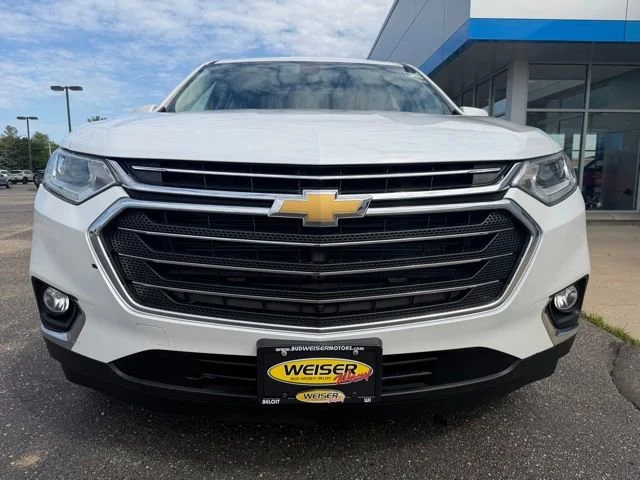 Used 2019 Chevrolet Traverse 3LT with VIN 1GNEVHKW3KJ157971 for sale in Beloit, WI