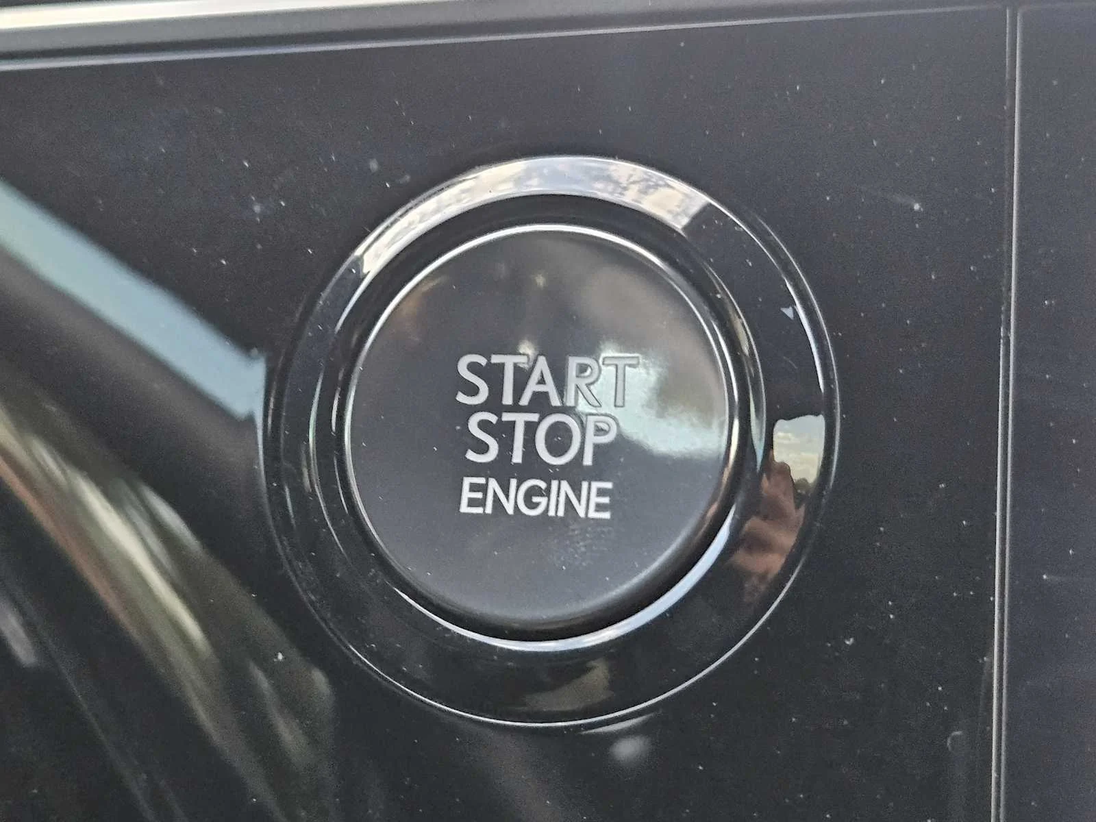 Certified Used 2025 IRIDIUM Lexus Premium image 16