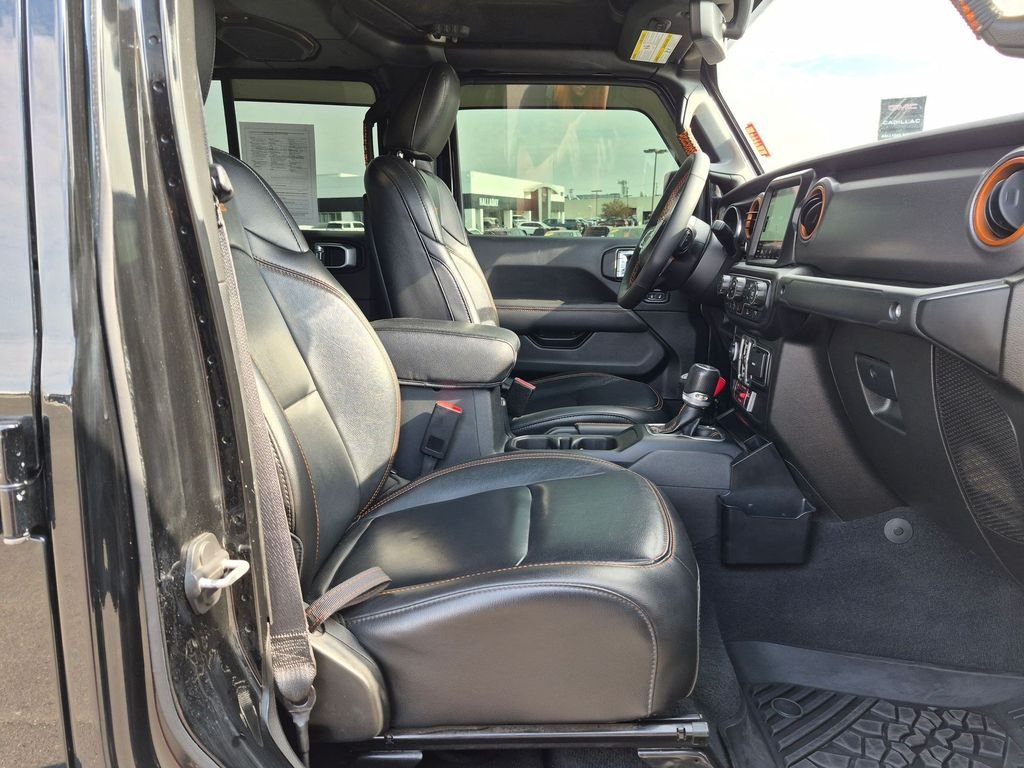 Certified Used 2023 Black Clearcoat Jeep Mojave image 22