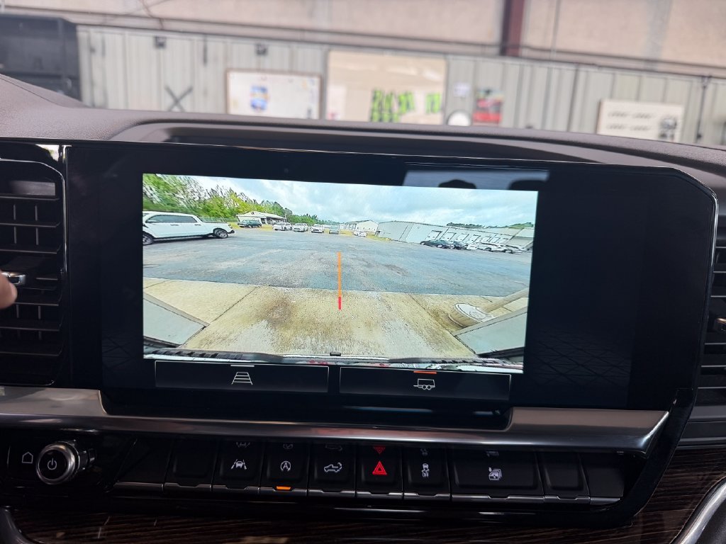 Used 2024 Gray GMC SLE image 18