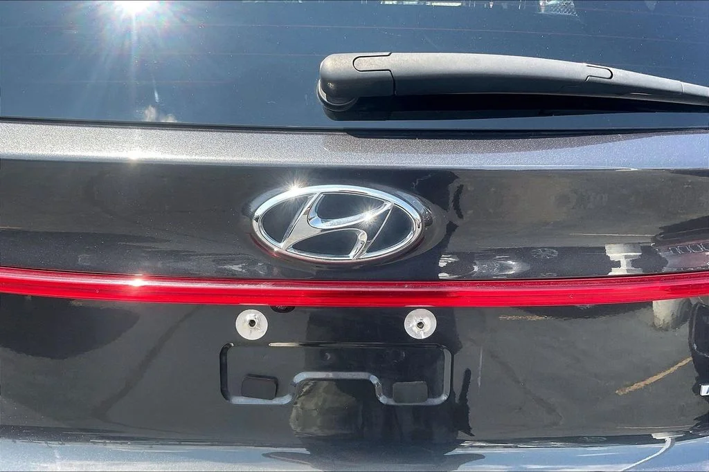 Used 2022 Gray Hyundai Calligraphy image 31