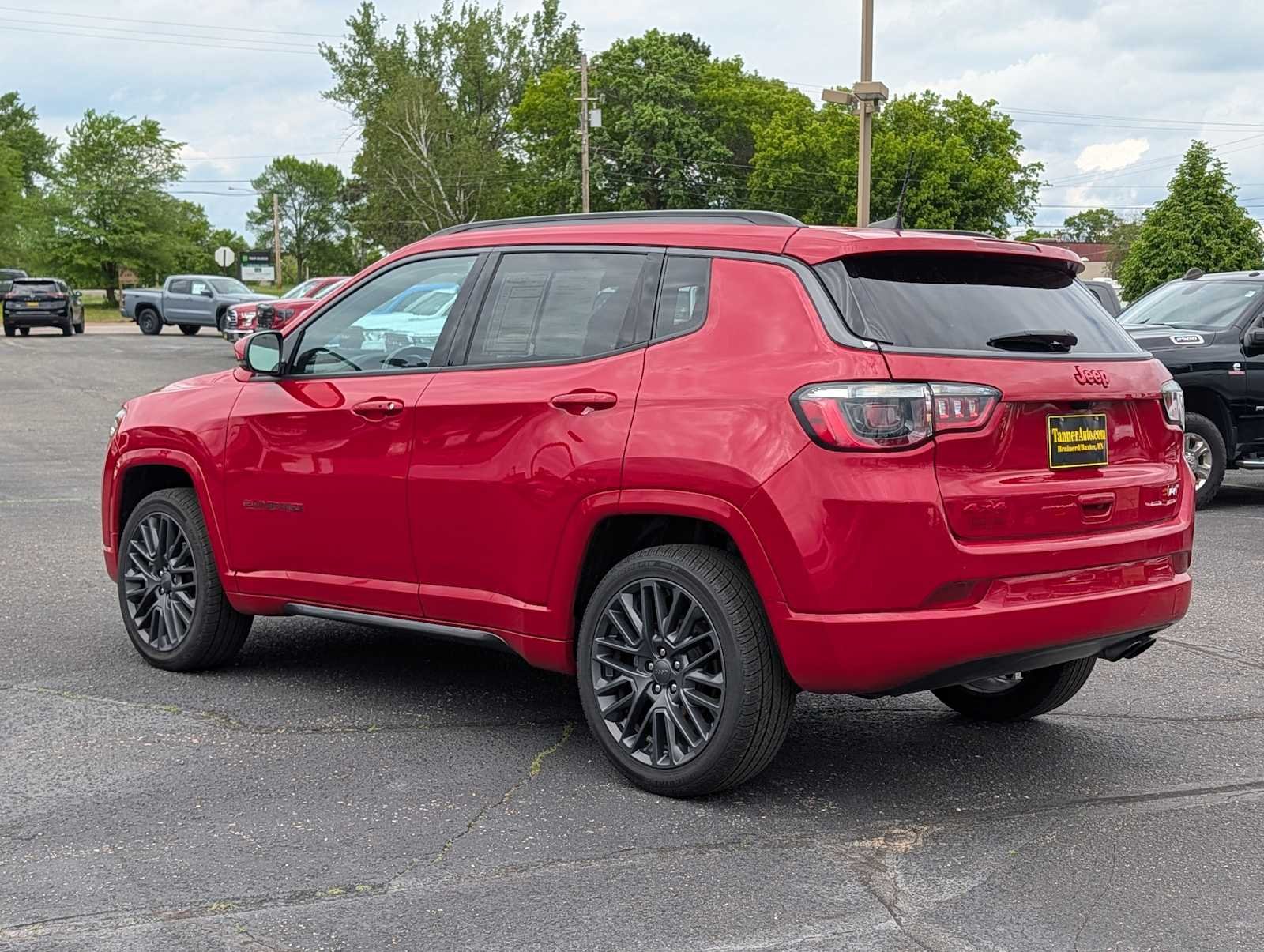 Used 2022 Redline Pearlcoat Jeep (RED) Edition image 5