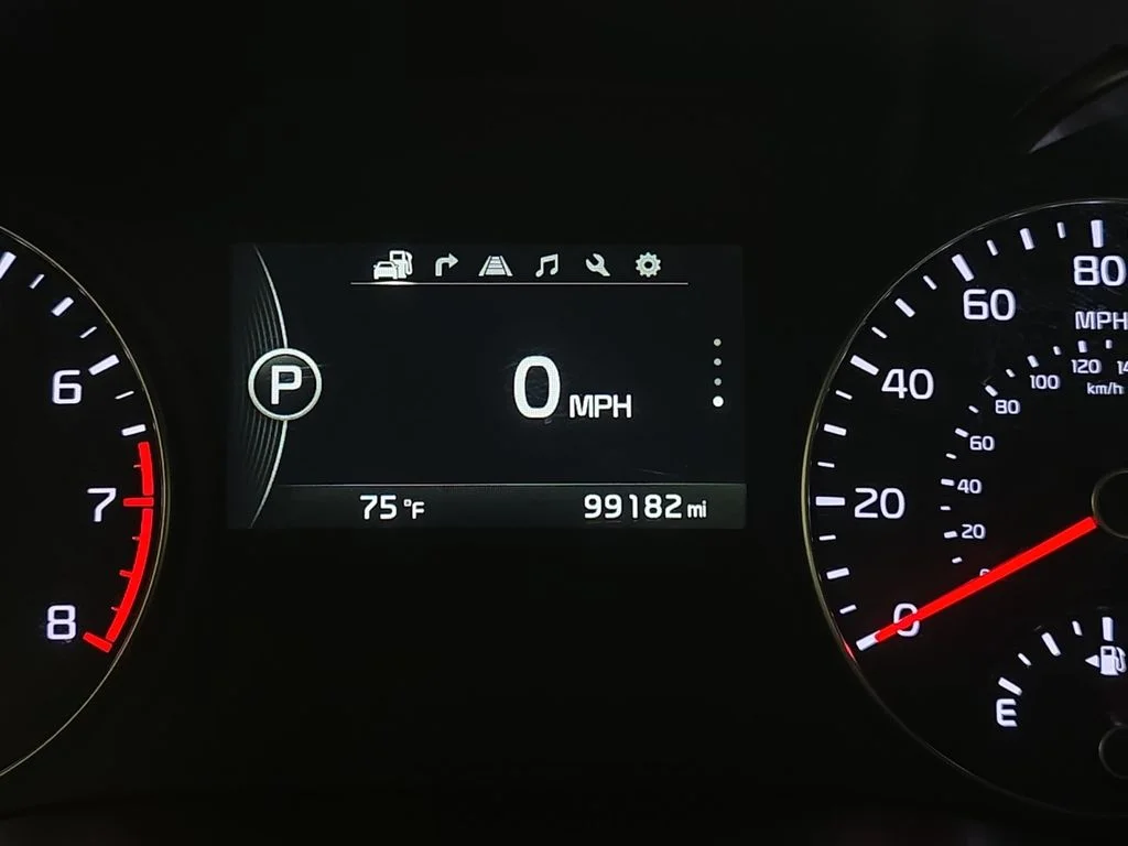 Used 2018 Horizon Blue Kia SX image 17