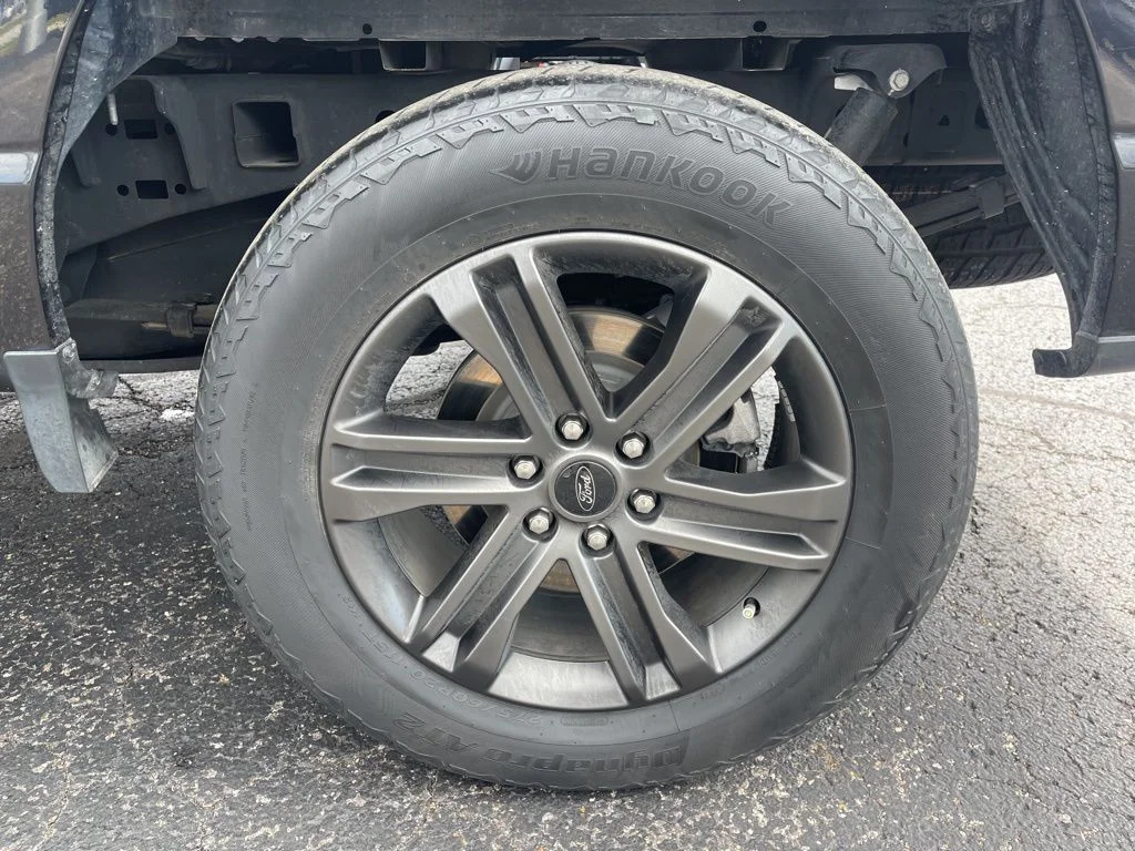 Used 2022 Black Ford Lariat image 15