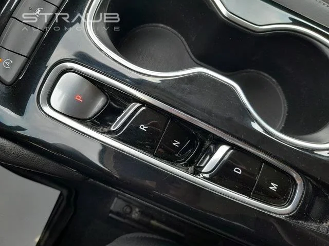 Used 2022 Sapphire Metallic Buick Preferred image 25
