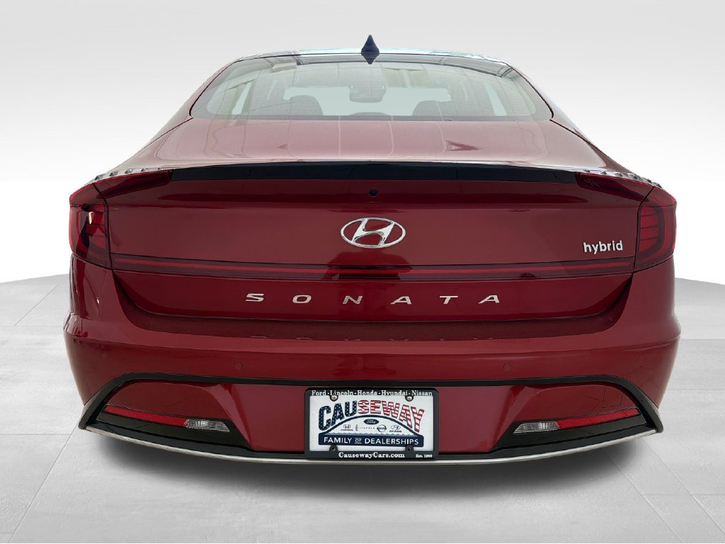 Used 2023 Red Hyundai Limited image 6