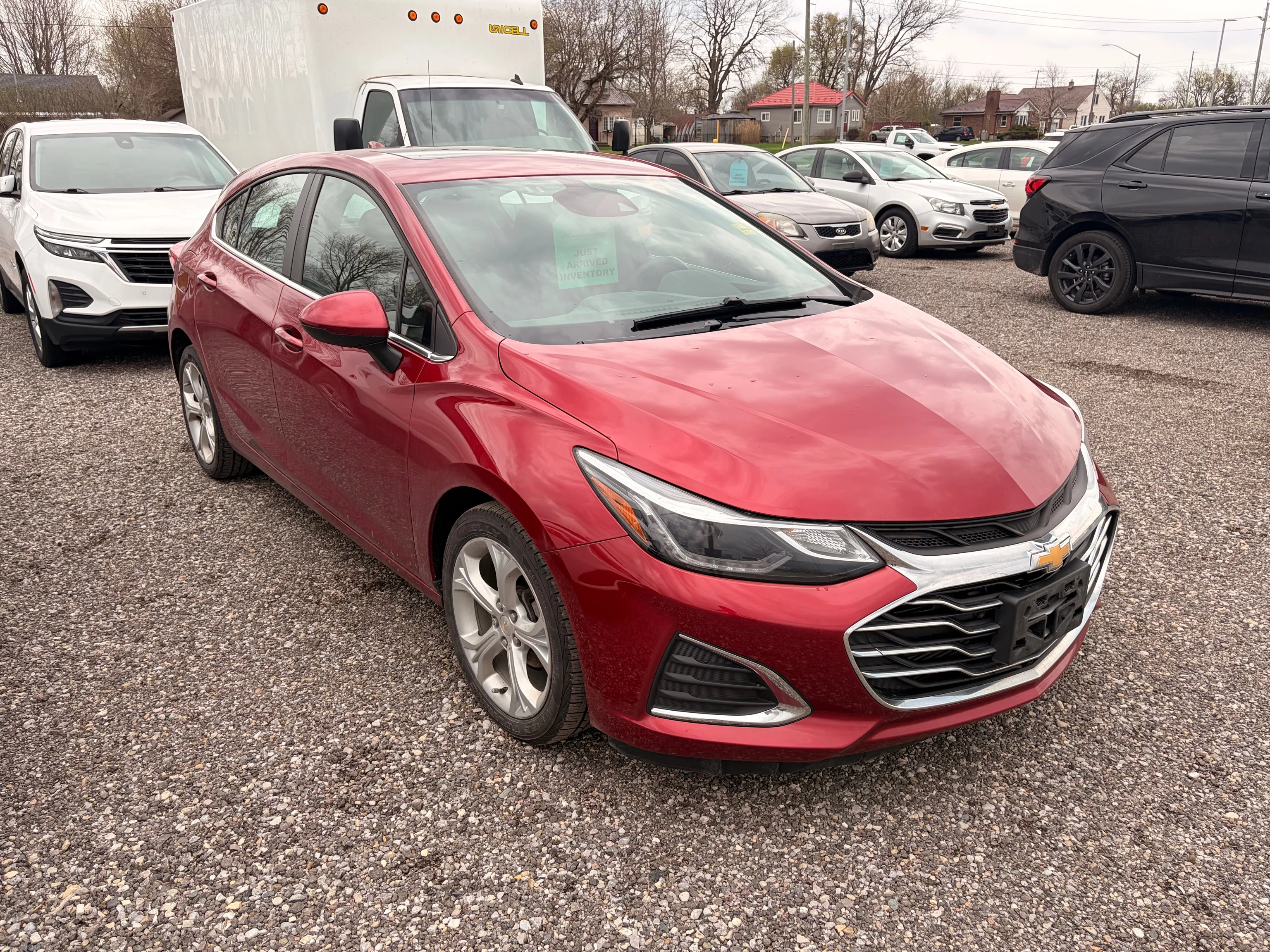 Used 2019  Chevrolet Premier image 2