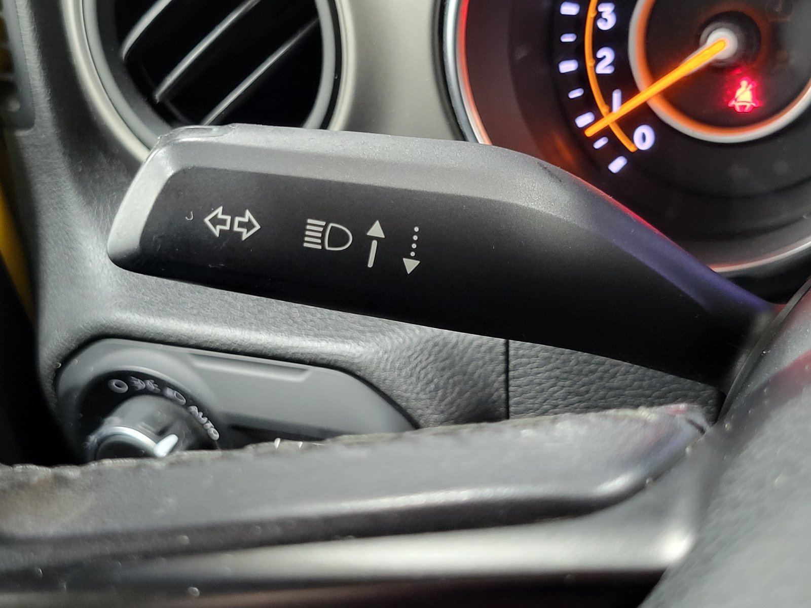 Used 2019 Yellow Jeep Unlimited Sport S image 16