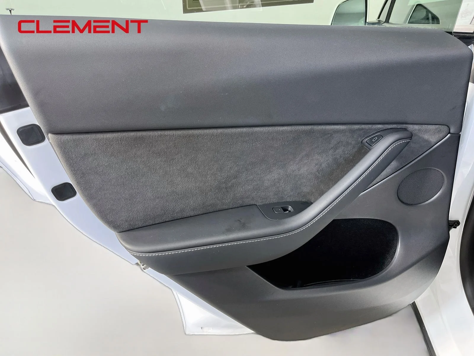 Used 2023 White Tesla Long Range image 26