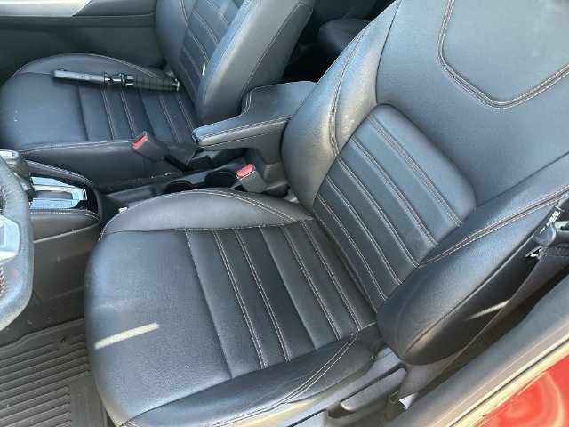 Used 2020 Red Nissan SR image 22