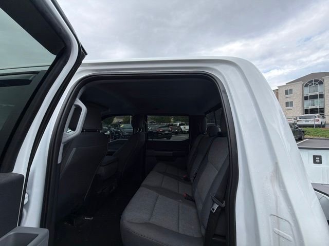 Used 2024 White Ford XL image 11
