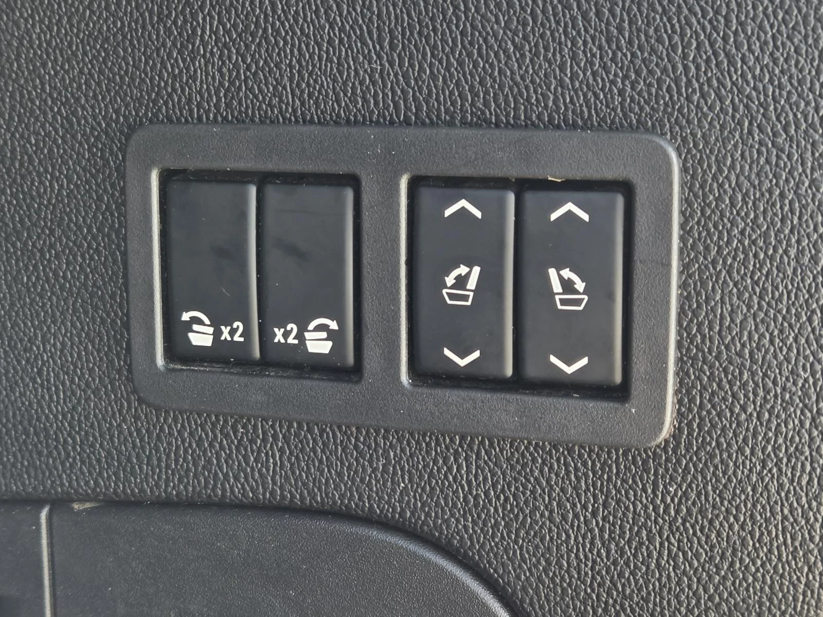 Used 2020 Gray Chevrolet 2WD 4dr LT image 11