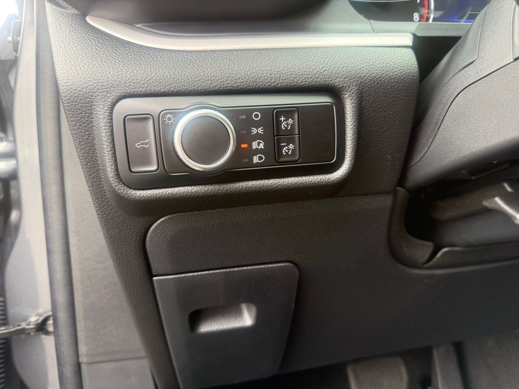 Used 2024 Gray Ford XLT image 19