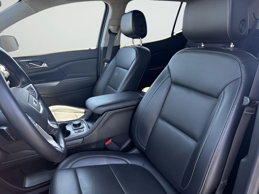 Used 2023 Black GMC SLT image 20