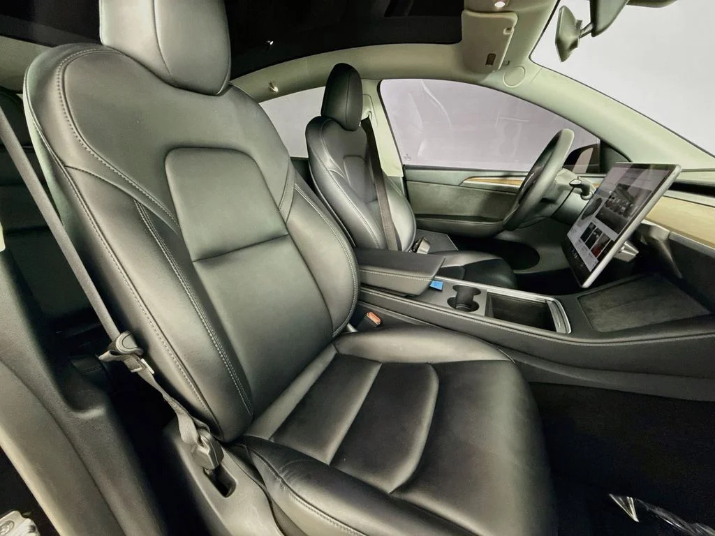 Used 2023 Black Tesla Performance image 28