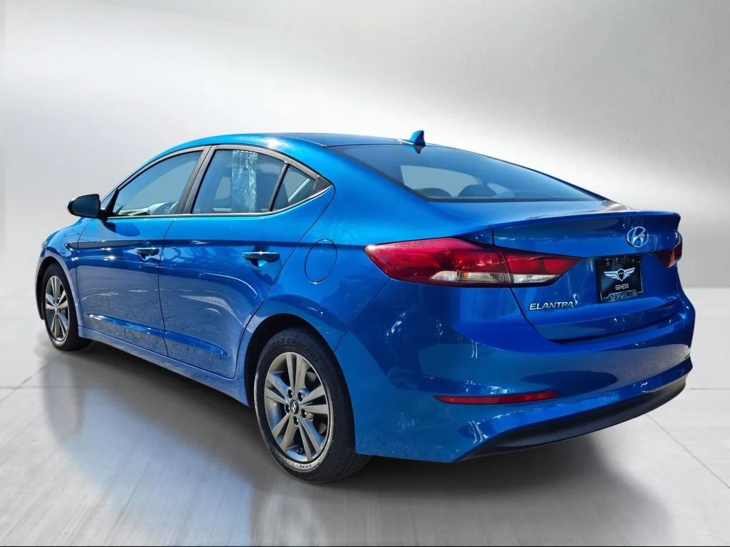 Used 2018 Electric Blue Hyundai SEL image 5