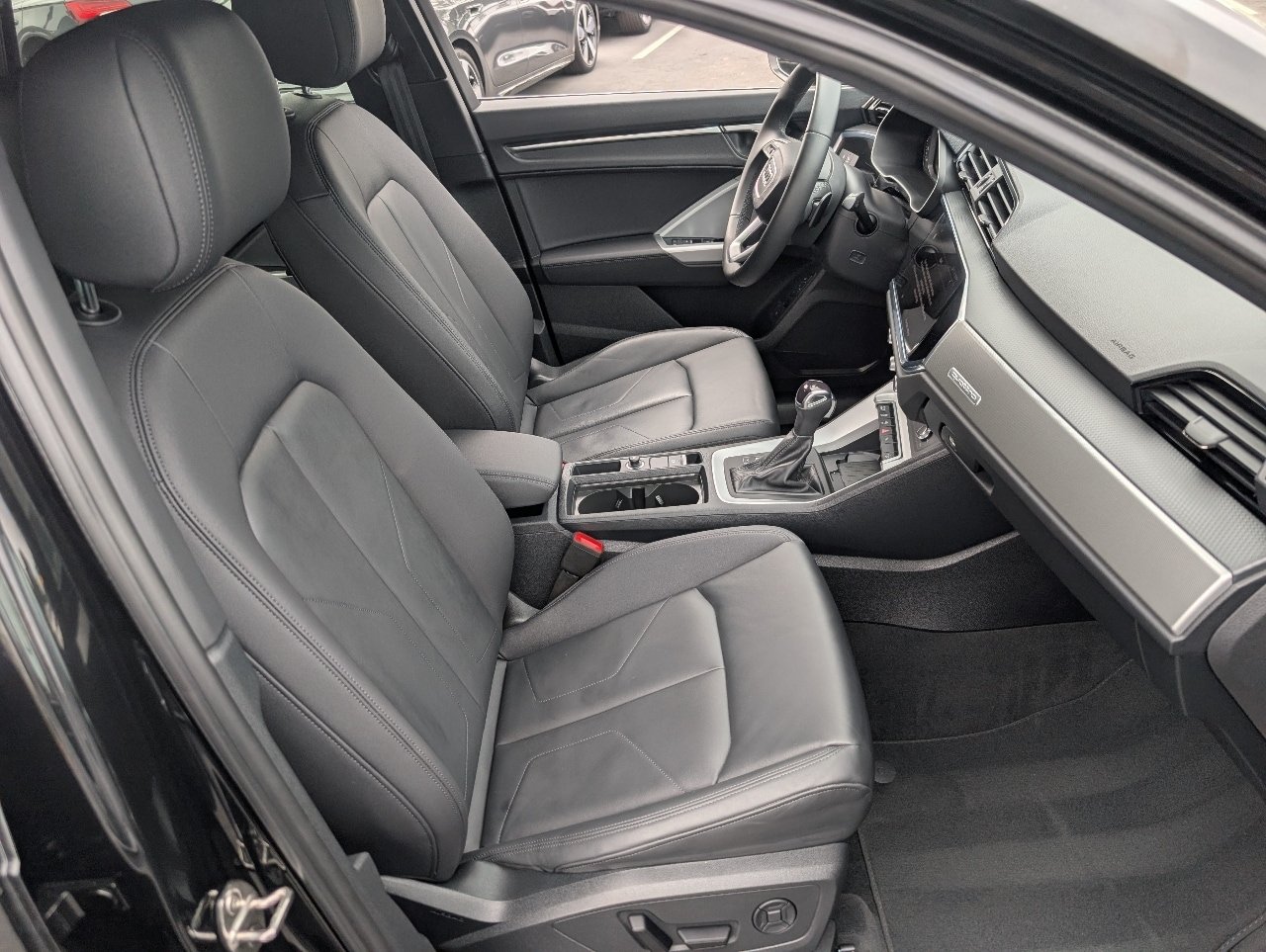 Certified Used 2025 Black Metallic Audi Premium image 6