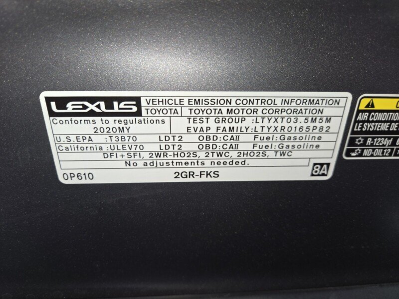 Certified Used 2020 Gray Pearl Lexus  image 29
