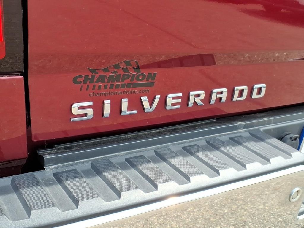 Used 2016 SIREN RED TINTCOAT Chevrolet LT image 8