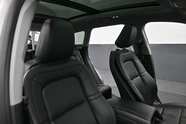 Used 2022 Silver Lincoln Reserve image 32