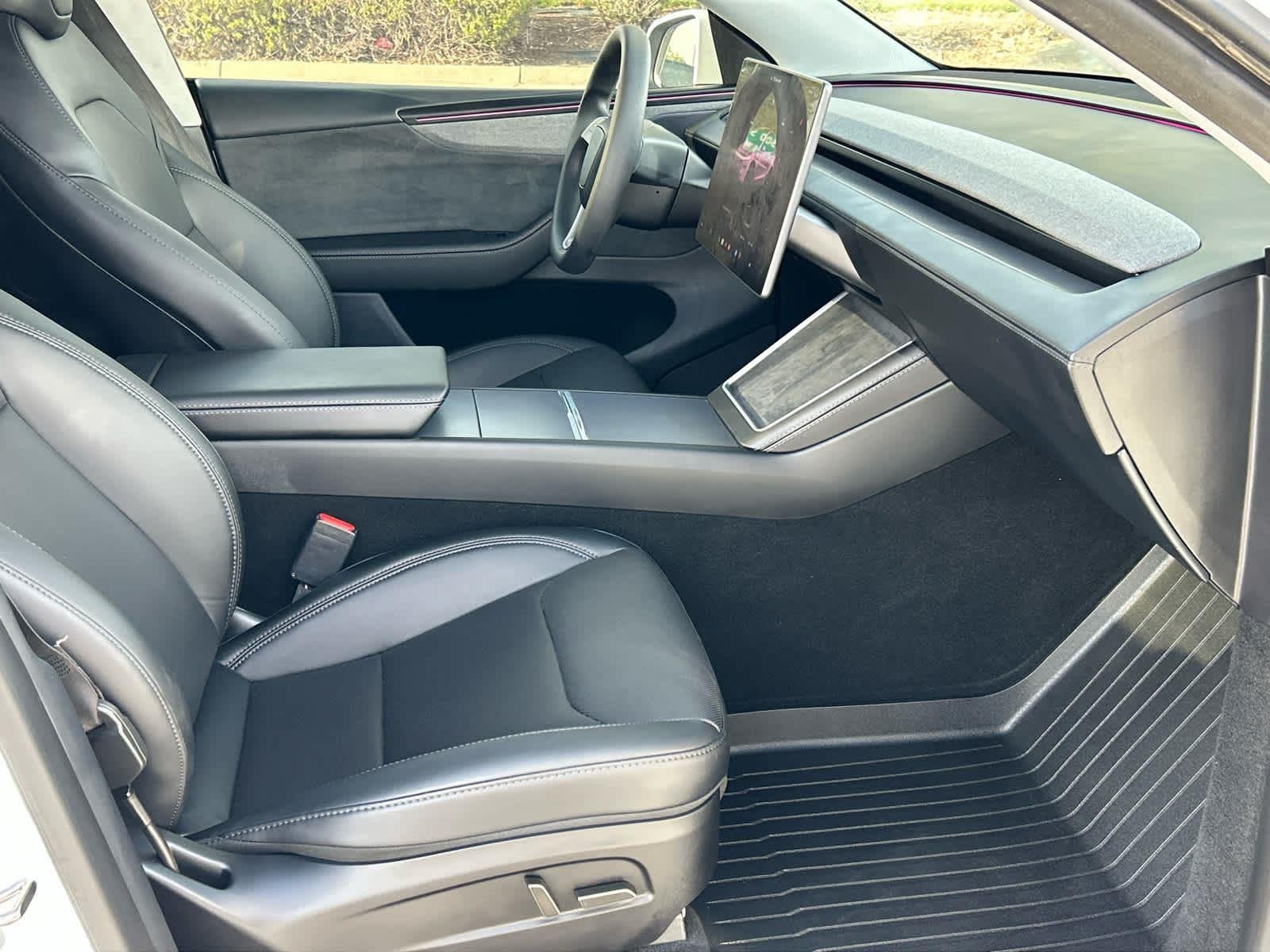 2026 Tesla Model Y Premium - Photo 17
