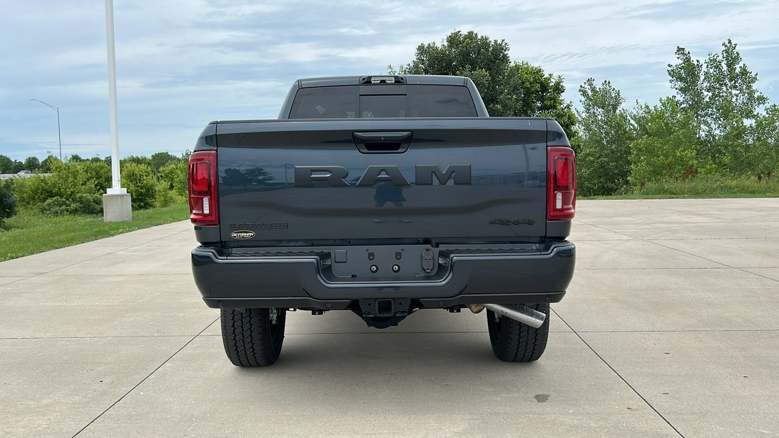 2025 Ram 2500 Laramie photo 4