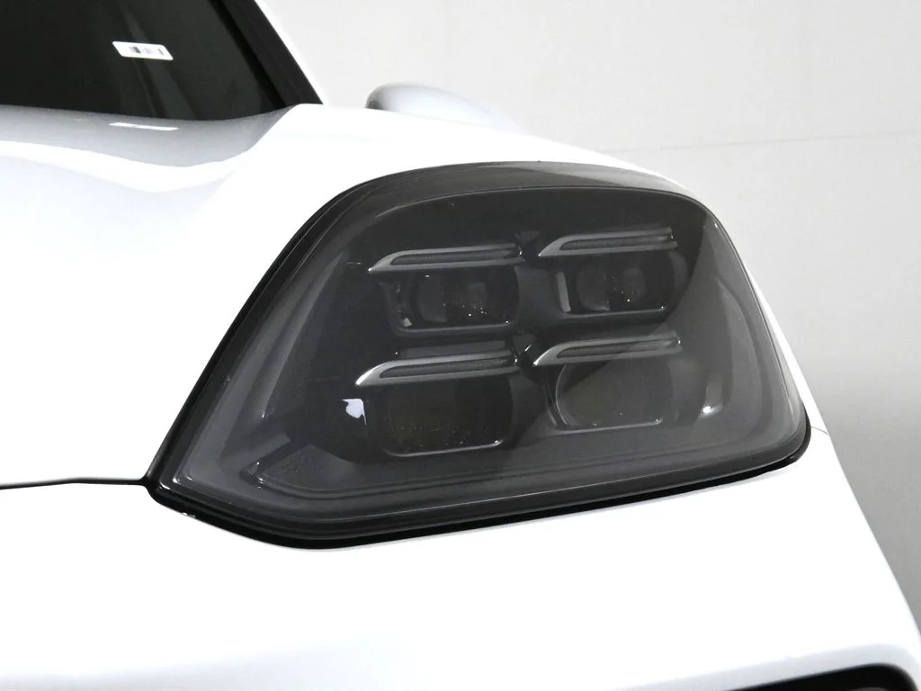 Certified Used 2026 White Porsche  image 11