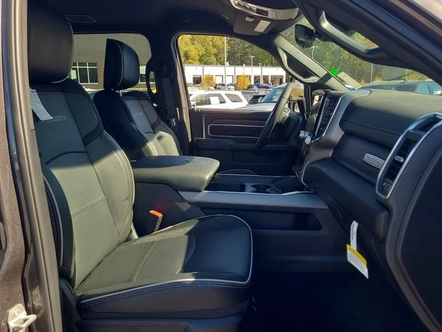 2026 RAM 2500 Laramie - Photo 26