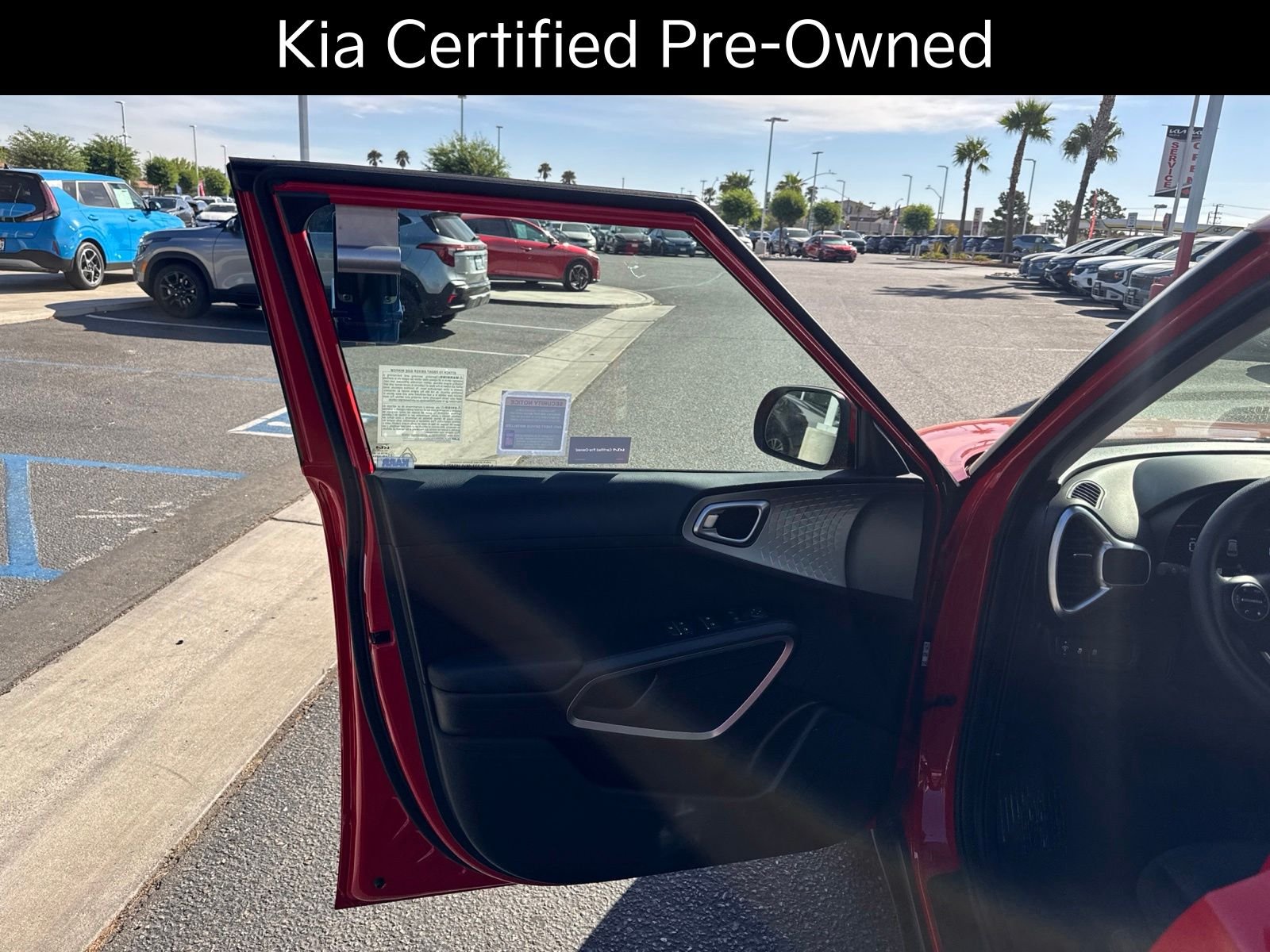2025 Kia Soul LX - Photo 15