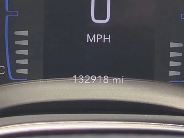Used 2019 Blue Chrysler Touring L image 22